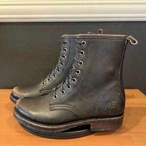 Frye Women’s Black 76272 Rustic Leather Veronica Combat Lace Up Boots Size 5.5 M